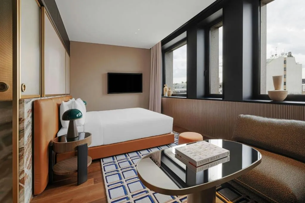 Atelier King Room with City View