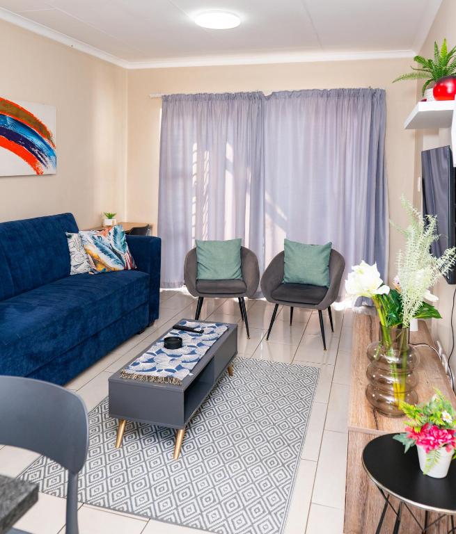Modern 2 bedroom at Waterfall Ridge-Midrand