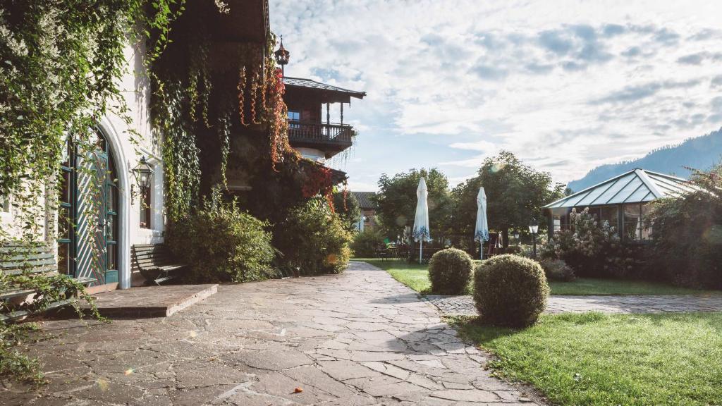 Nespecifikovaný výhled na hory nebo výhled na hory při pohledu z hotelu