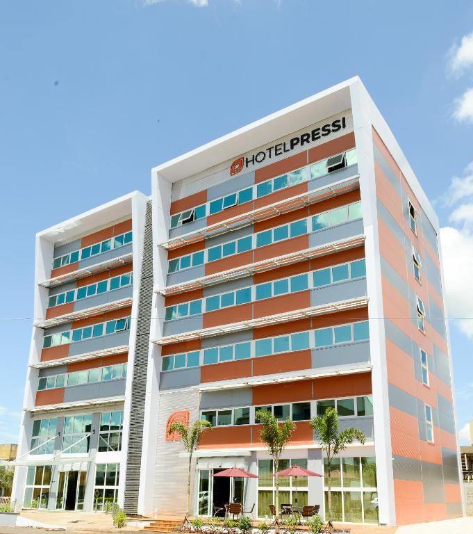 Hotel Pressi
