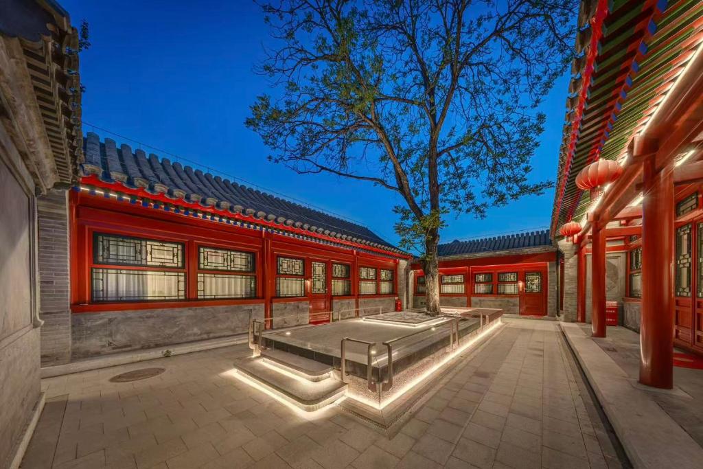 تصویر اتاق‌های Jingshan Garden Courtyard Hotel Beijing Forbidden City Newly renovated Tianmen Wangfujing Gardenhutong BejjingCourtyard - تصویر ۲