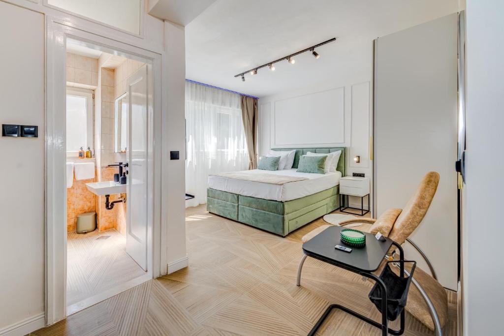 Center Located Apartment Cosy - 5min walk to the palace
