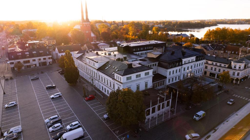 an aerial view of a city with buildings and cars at Elite Stadshotellet Växjö in Växjö