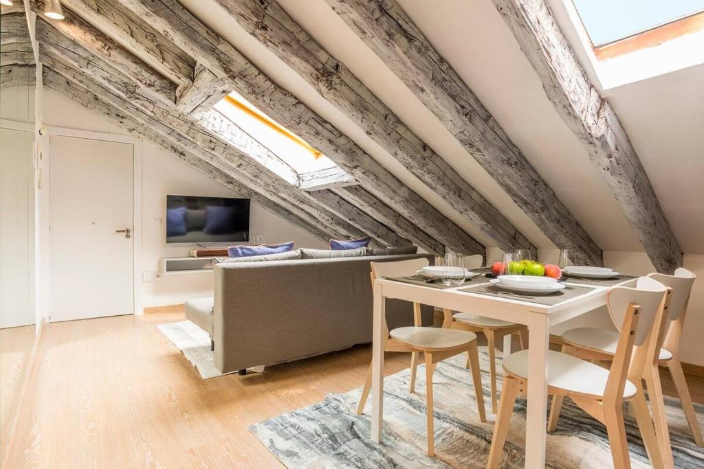 Estudio nuevo - Gran Via Tarifa Mensual disponible