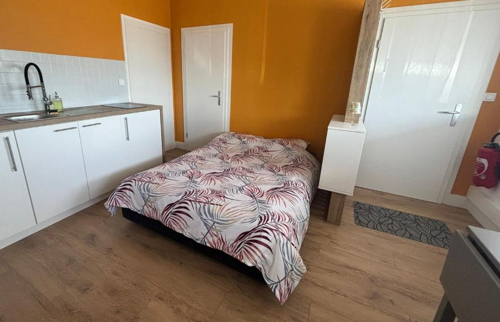 Studio cosy RDC proche de la gare – photo 17