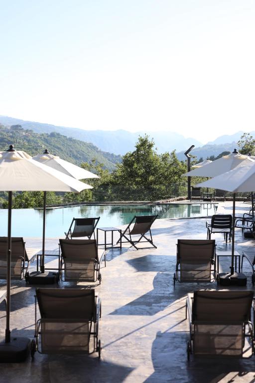 Peisaj natural din apropierea acestui hotel