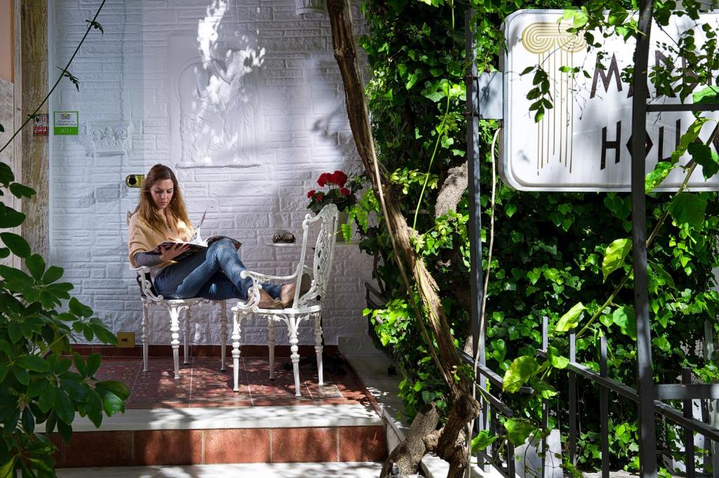 Marble House - Resim 12