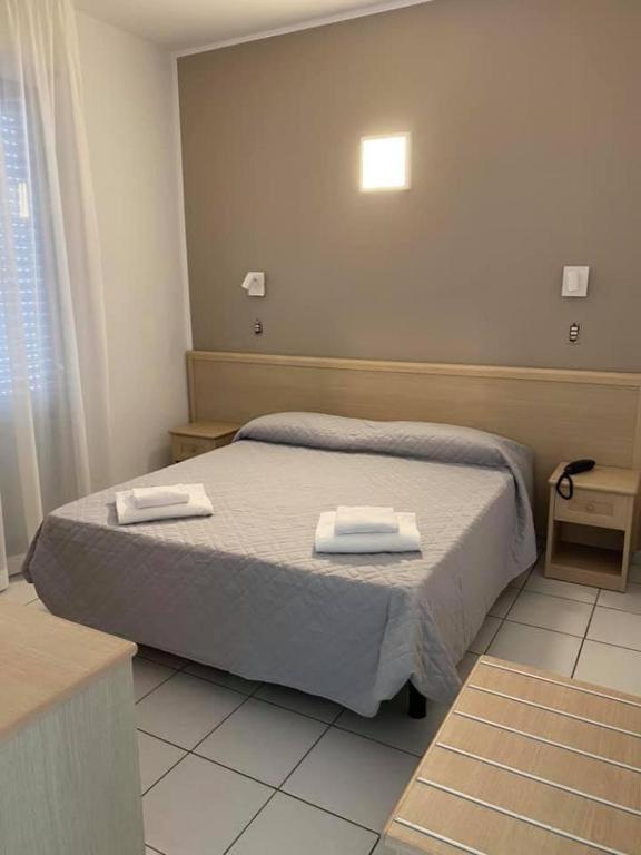Hotel Rex - Doppel- Oder Zweibettzimmer