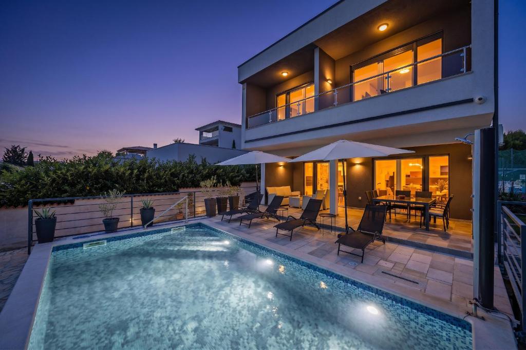 Villa Pura Vida with Sea View