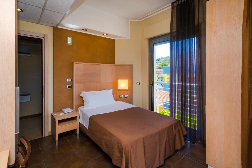 Abruzzo Marina Hotel - Family & Beach Resort