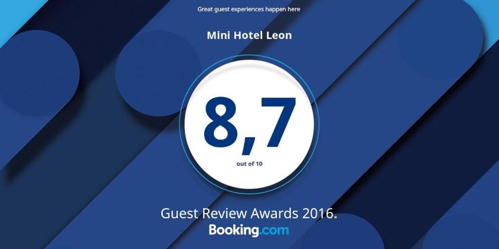 Certifikát, hodnocení, plakát nebo jiný dokument vystavený v ubytování Mini Hotel Leon