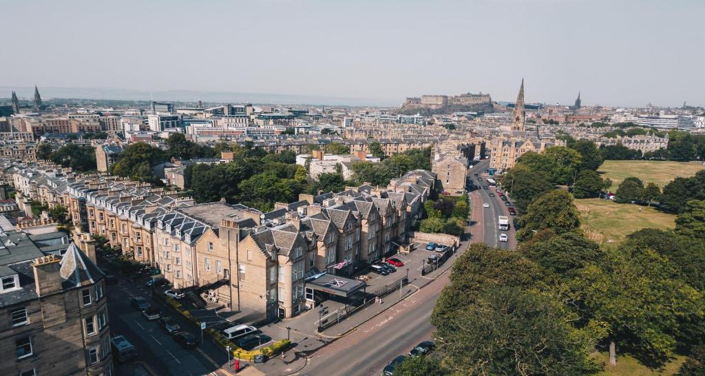 an aerial view of a city with buildings and a street at JA The Bruntsfield - Edinburgh in Edinburgh