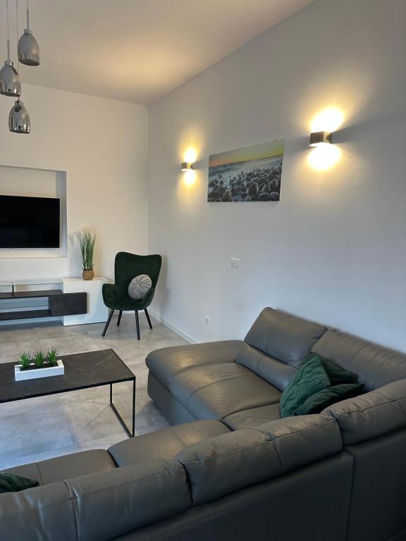 Luxury Garden Apartment Kaštela