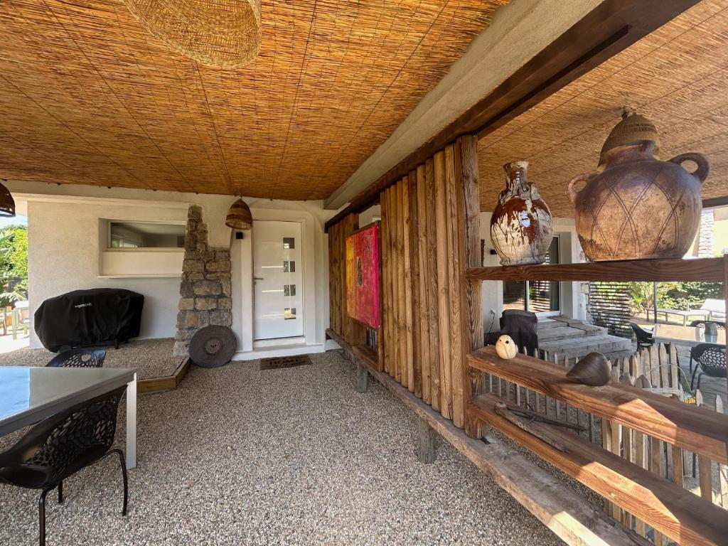 villa avec 200m de jardin privé la sablhyeres
