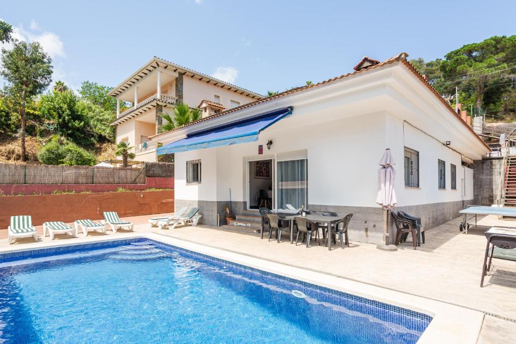 Villa Con Piscina En Lloret De Mar