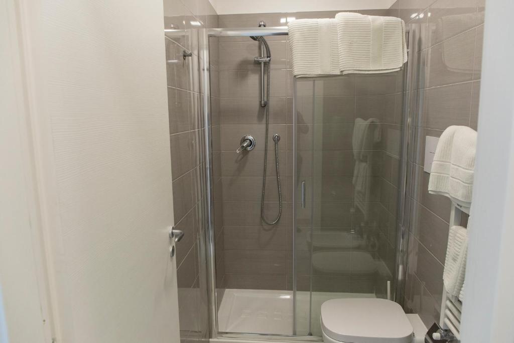 Kúpeľňa v ubytovaní Metronia Guest House