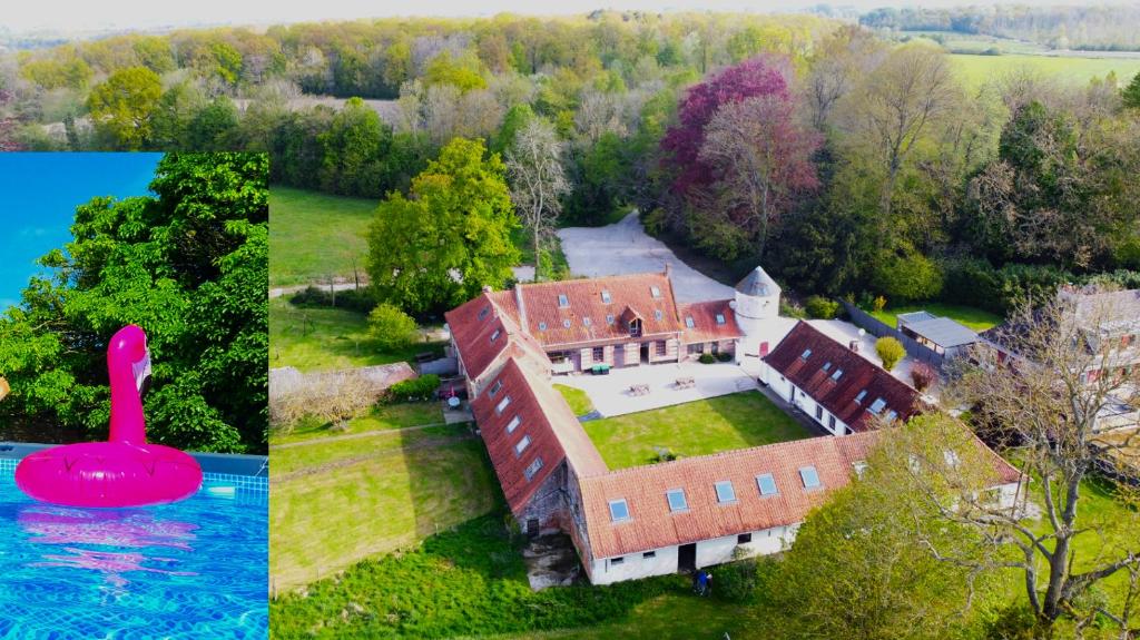 an aerial view of a house with a swimming pool at Piscine - Domaine de Wolphus - 15 min de la mer in Zouafques