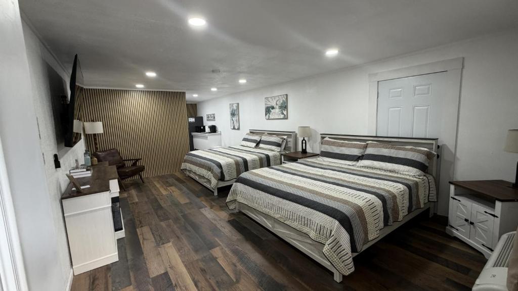 Gallery image of Basswood Resort in Platte City