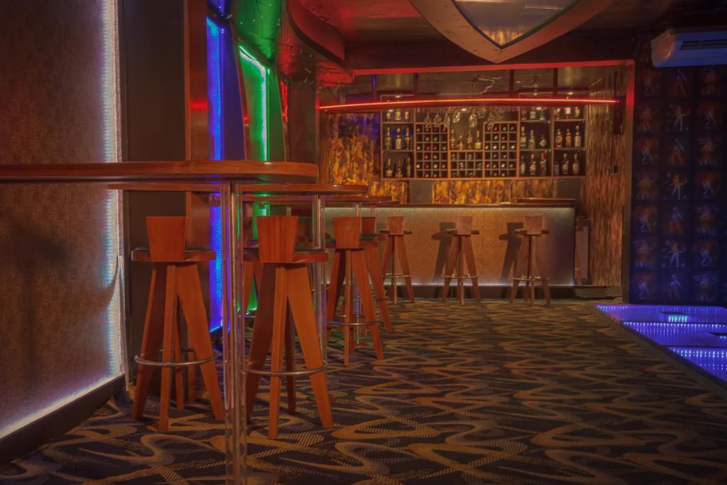 Setustofa eða bar á Avenra Beach Hikkaduwa