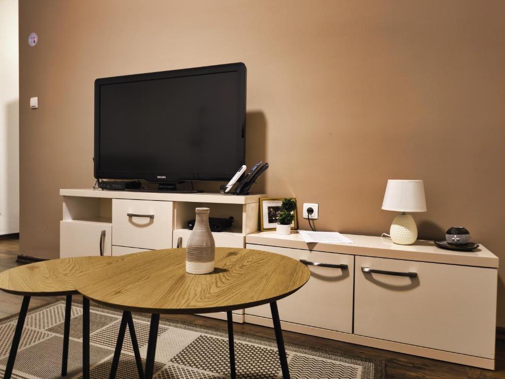 Central Inn Apartments Sarajevo - 带阳台的公寓