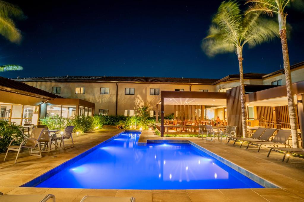 Swimmingpoolen hos eller tæt på Fildi hotel & eventos