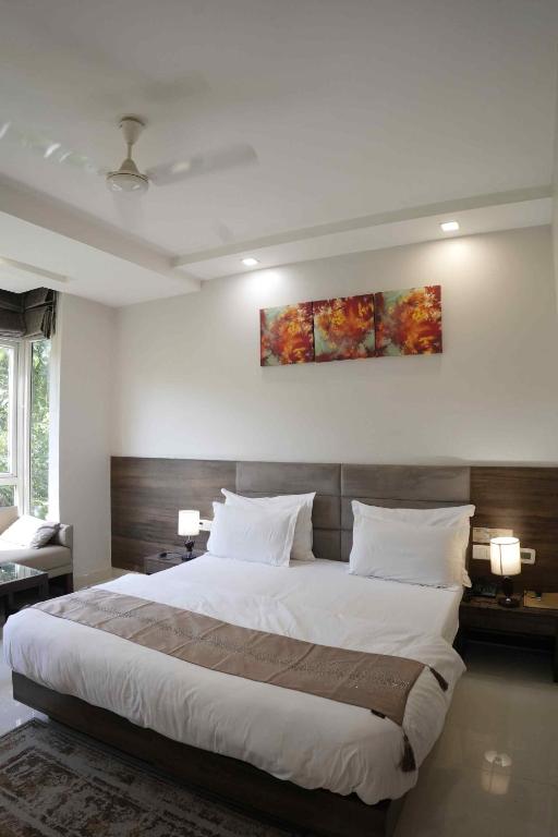 Hotel Sopan Heights - 