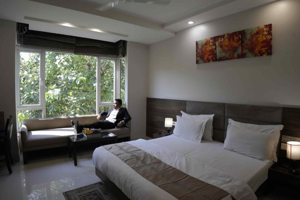 Hotel Sopan Heights - 