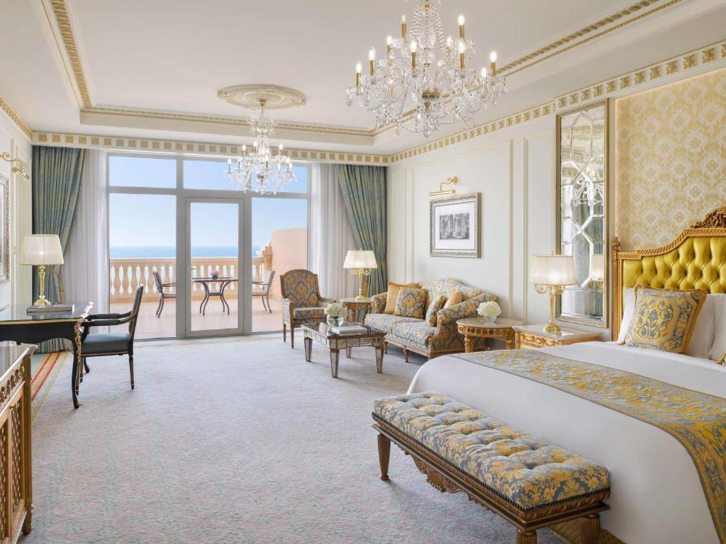 Raffles The Palm - 