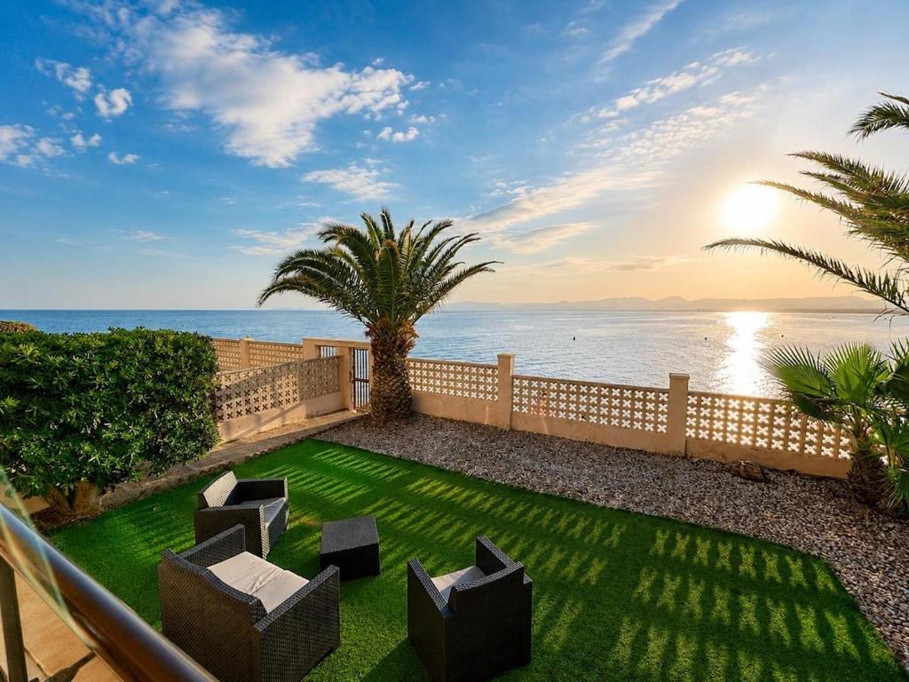 Apartamento en Salou Primera Linea de Mar con Vistas