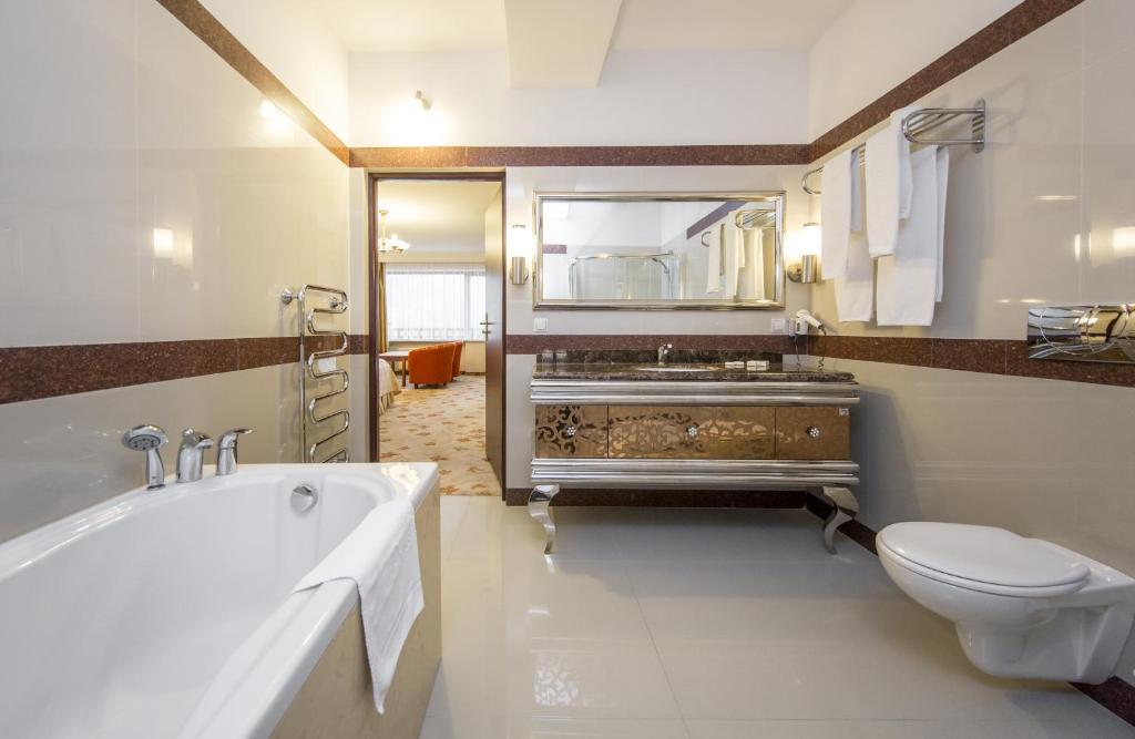 Bagno di Hotel Gołębiewski Wisła