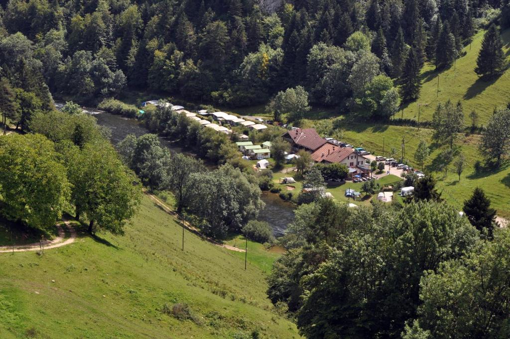 Foto de la galería de Tariche Centre de Vacances en Saint-Ursanne