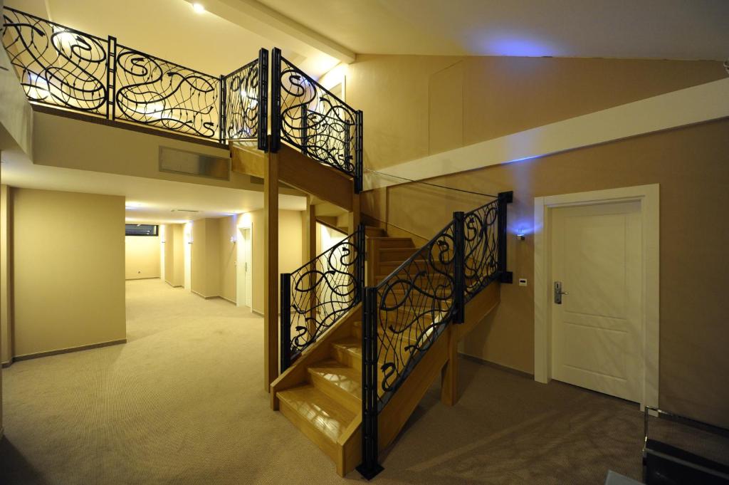 Fotografie z fotogalerie ubytování Hotel 1000 Ruza v Bělehradě