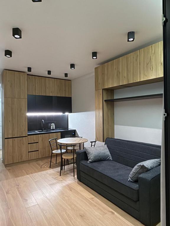 فضای داخلی Modern Studio In Didi Dighomi در تفلیس - تصویر ۳