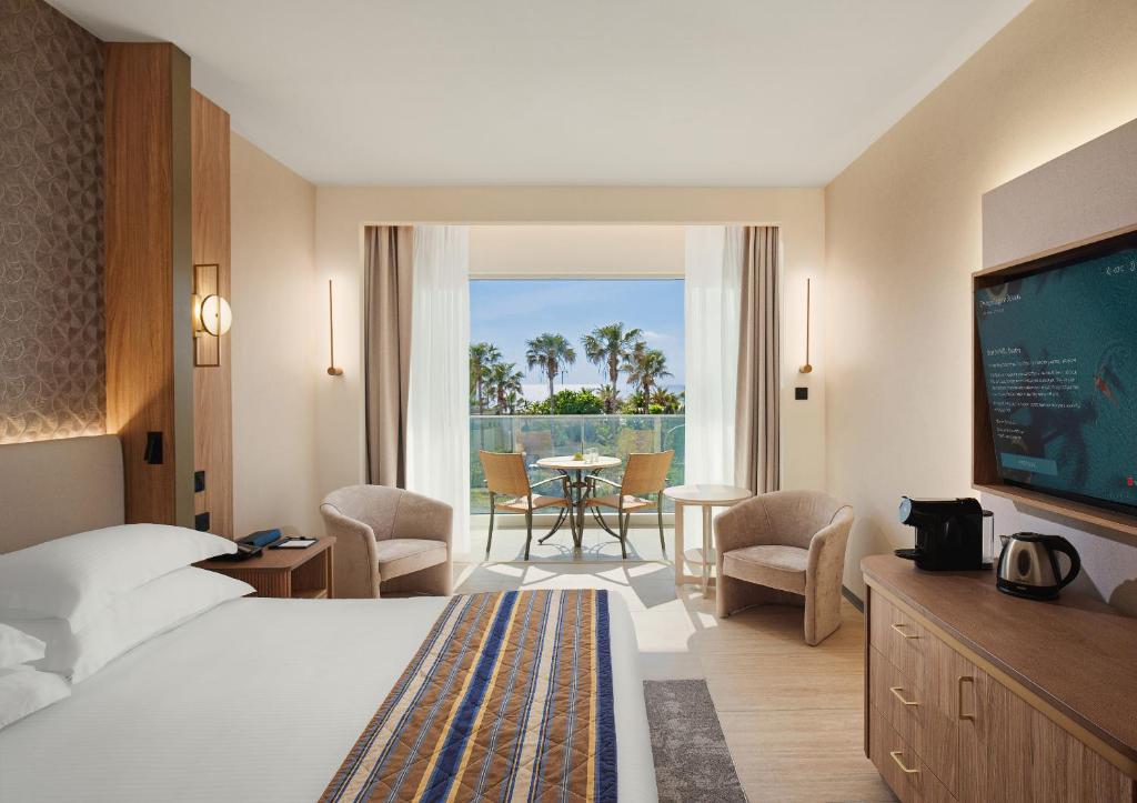 Olympic Lagoon Resort Paphos - 