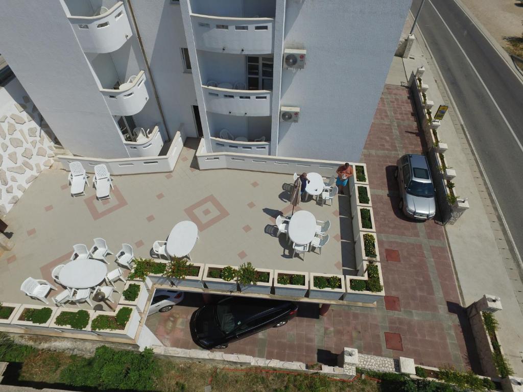 Budova, v ktorej sa apartmán nachádza