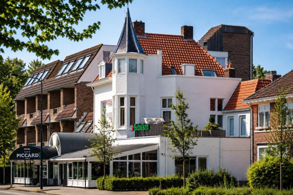 eine Darstellung des Mercer Hotels in Amsterdam in der Unterkunft Hotel Restaurant Piccard in Vlissingen