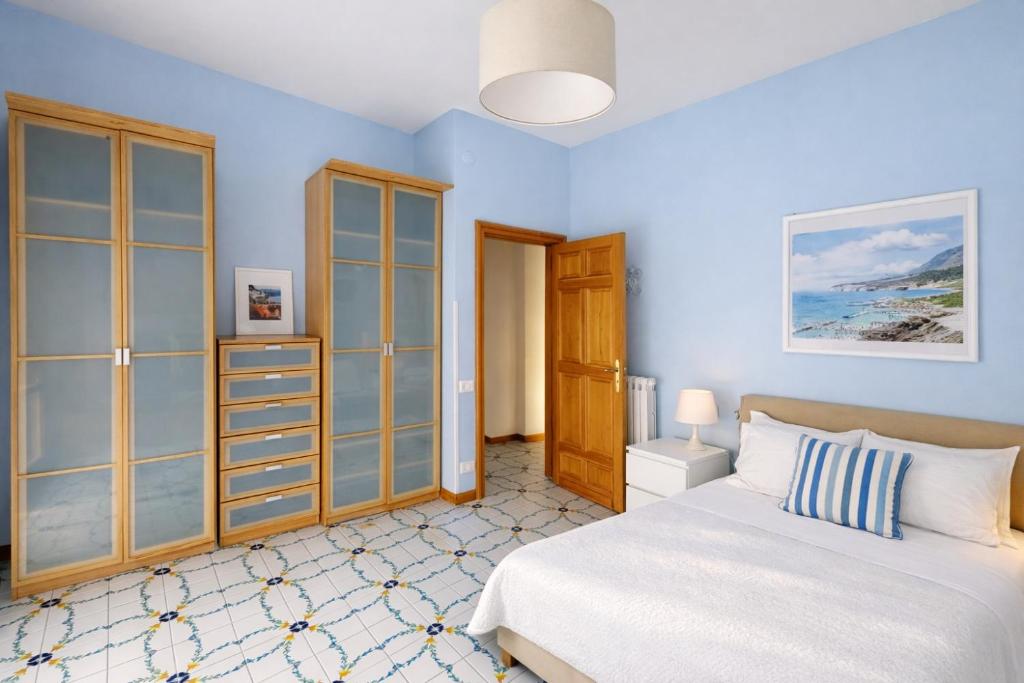 Sorrento Home Pool family BIG appartament in Sorrento center