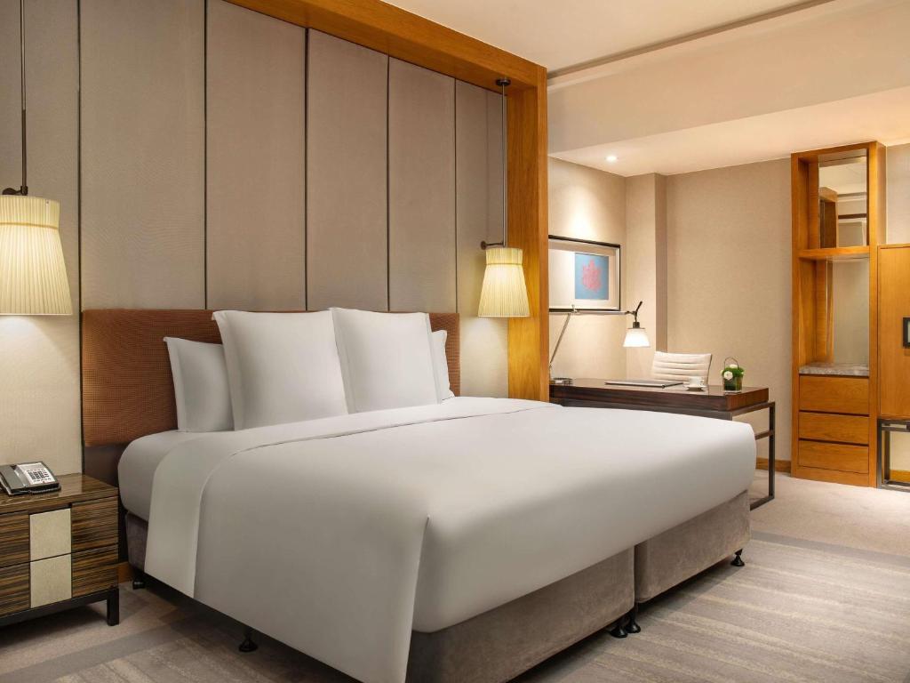 Pullman Haining - 