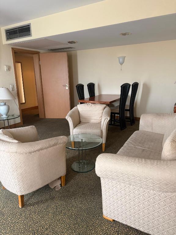 لابی و فضای عمومی Shodlik palace - تصویر ۵