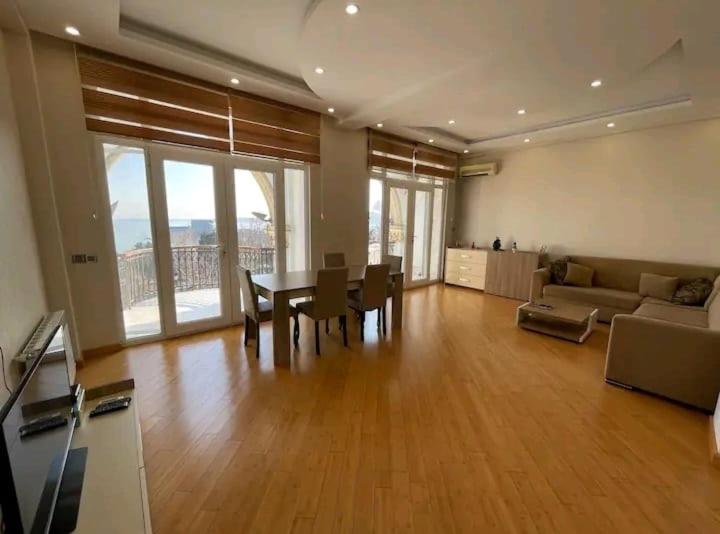 فضای داخلی Mayden Tower apartment در باکو - تصویر ۳