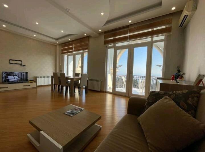 امکانات Mayden Tower apartment - تصویر ۴
