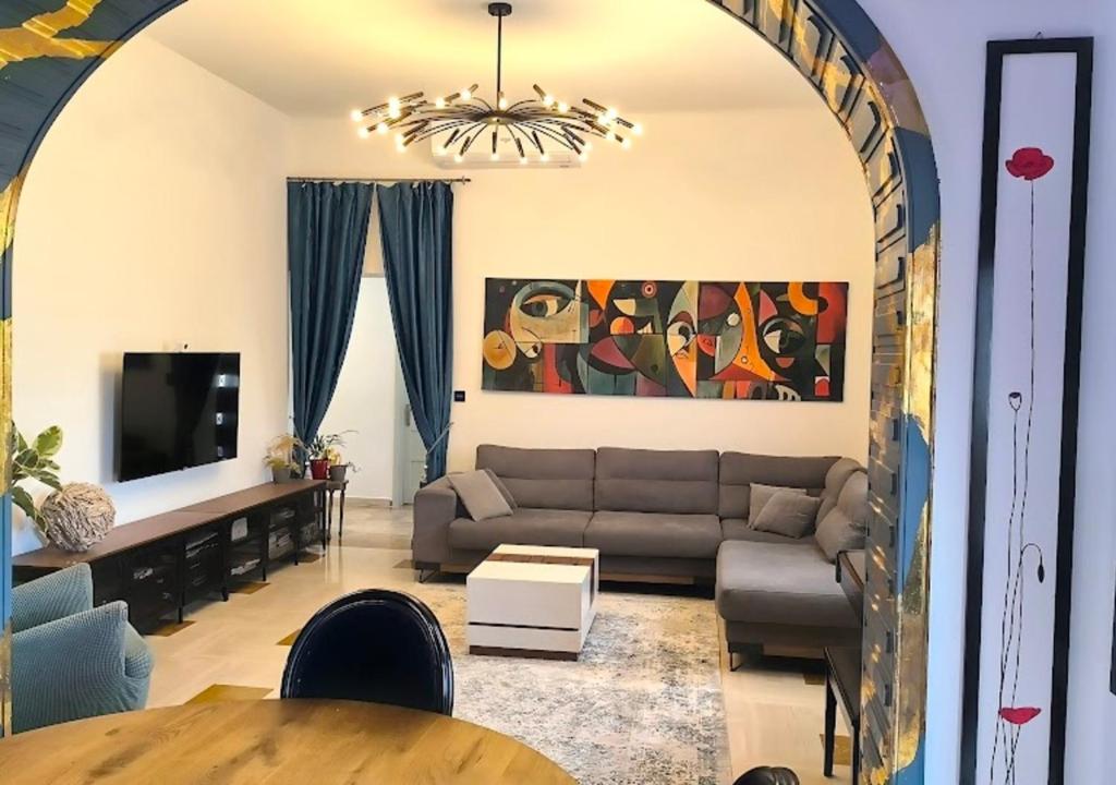 Casa Aurea
