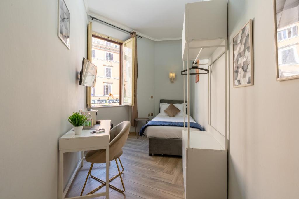 Giusi Rooms - Aetheria Esquilinus Guesthouse - Eenpersoonskamer Met Eigen Externe Badkamer