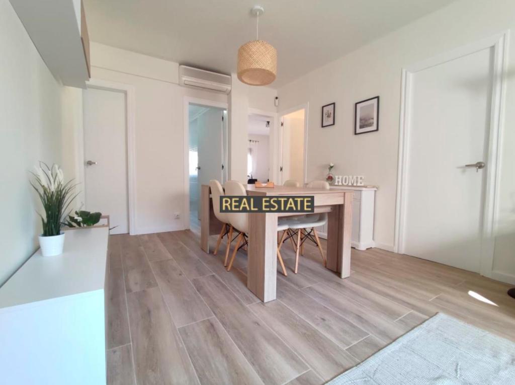 SaGrErA fLaT