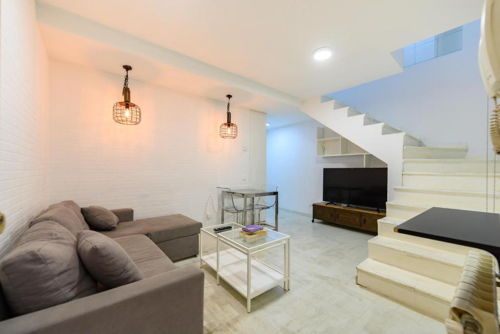 PRA100C - Piso de 2 dormitorios y 2 baños en el centro de Madrid - Alquiler temporal
