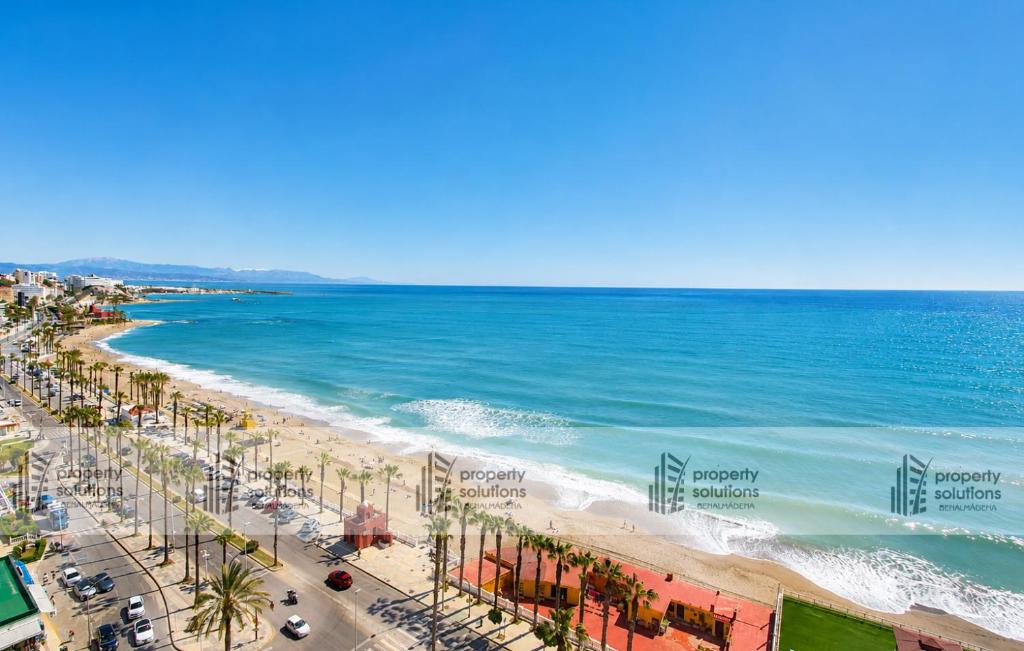 Apartamentos Tamarindos - Puerto Marina - Primera Linea de Playa