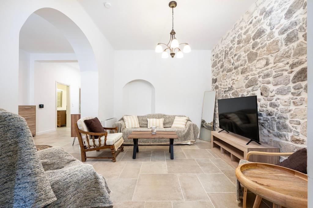 Neo Lithos Residence Kos Center & Port