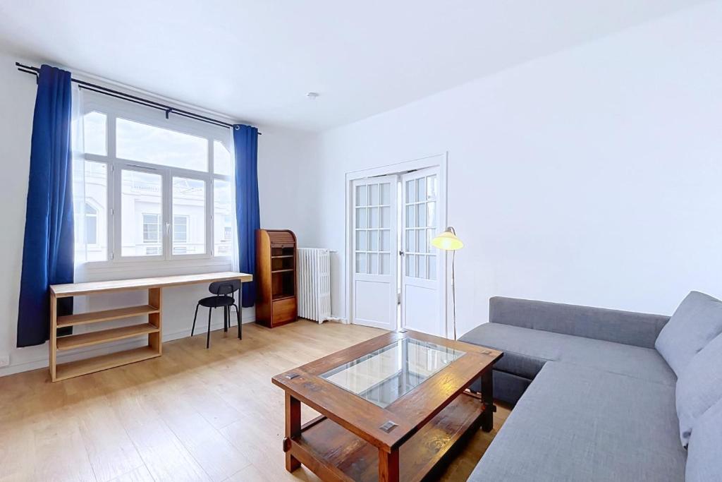 Cosy flat near Paris & Montrouge - Housity
