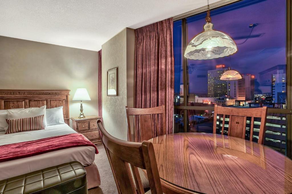 Plaza Resort Club Reno photo