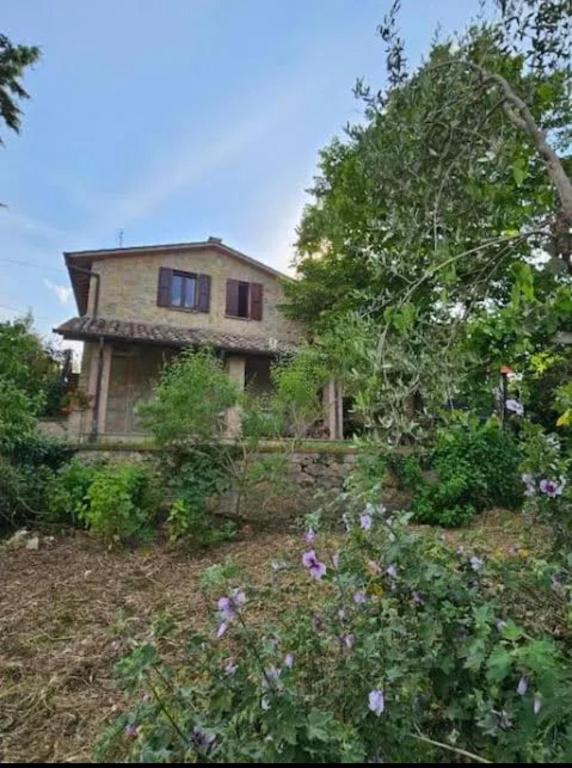 a house sitting on top of a hill at Il Casaletto di Simeone in Amelia